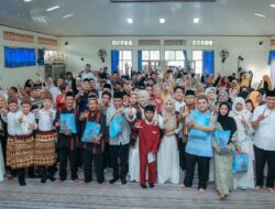 Safari Ramadhan di SLB, Wagub Jihan Serahkan 130 Paket Sembako untuk Siswa Difabel