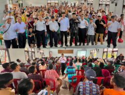 Nadirsyah Sosialisasikan Peluang Kerja Penebang Tebu, Penghasilan Capai Rp3,6 Juta per Bulan