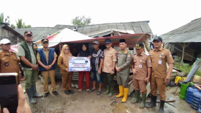 ​Gerakan Seribu Amal : Bupati Elfianah Tinjau Langsung Korban Puting Beliung dan Salurkan Bantuan Lintas Sektoral