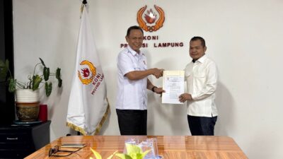 Setelah Terpilih Secara Aklamasi Ketua KONI Mesuji 2026-2030, Secara Resmi Budi Yuhanda Terima SK Kepengurusan dari KONI Lampung