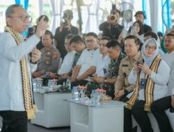 Rembuk Tani di Lamsel, Zulhas Janjikan Pupuk Lancar dan Harga Gabah Naik