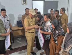 Puluhan Korban Kebakaran Pasar Mulya Kencana Dapat Bantuan Rp32,5 Juta