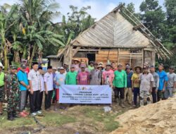 Baznas dan Warga Bergandengan Tangan Bangun Rumah untuk Waginem