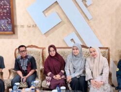 Tunaikan Ibadah Umroh Ke Tanah Suci, Bupati Elfianah Titip Doa Kesejahteraan Untuk Daerah dan Masyarakat Mesuji