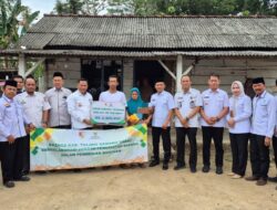 Baznas dan Pemkab Tubaba Salurkan Bantuan untuk Balita Penderita Hirschsprung